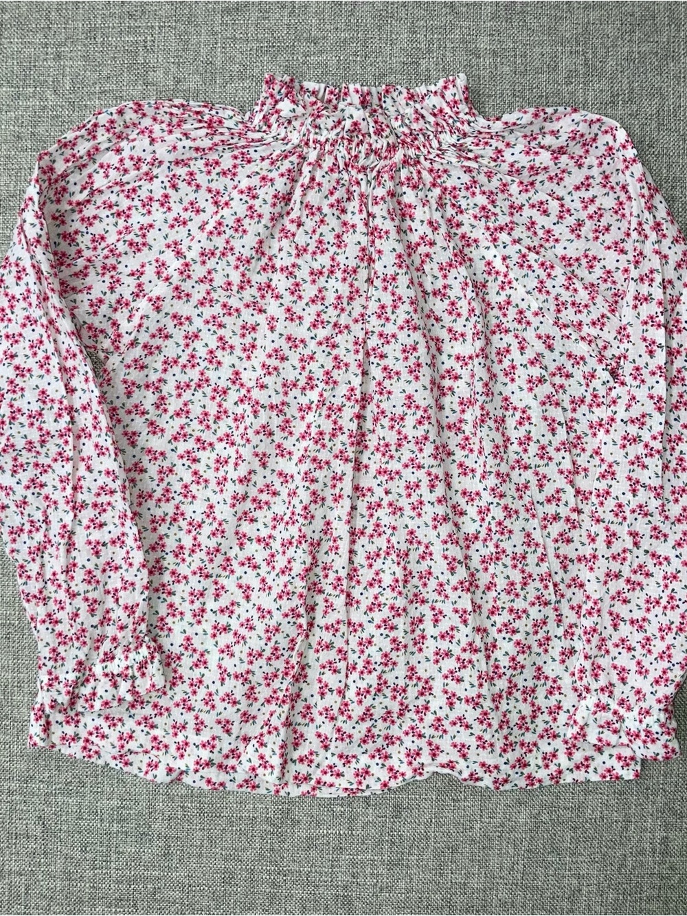 Girls' White Floral Smocked Neck Top - Pink Flower Print